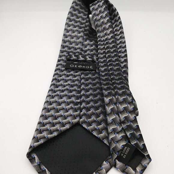 George Tie - Picture 8 of 8